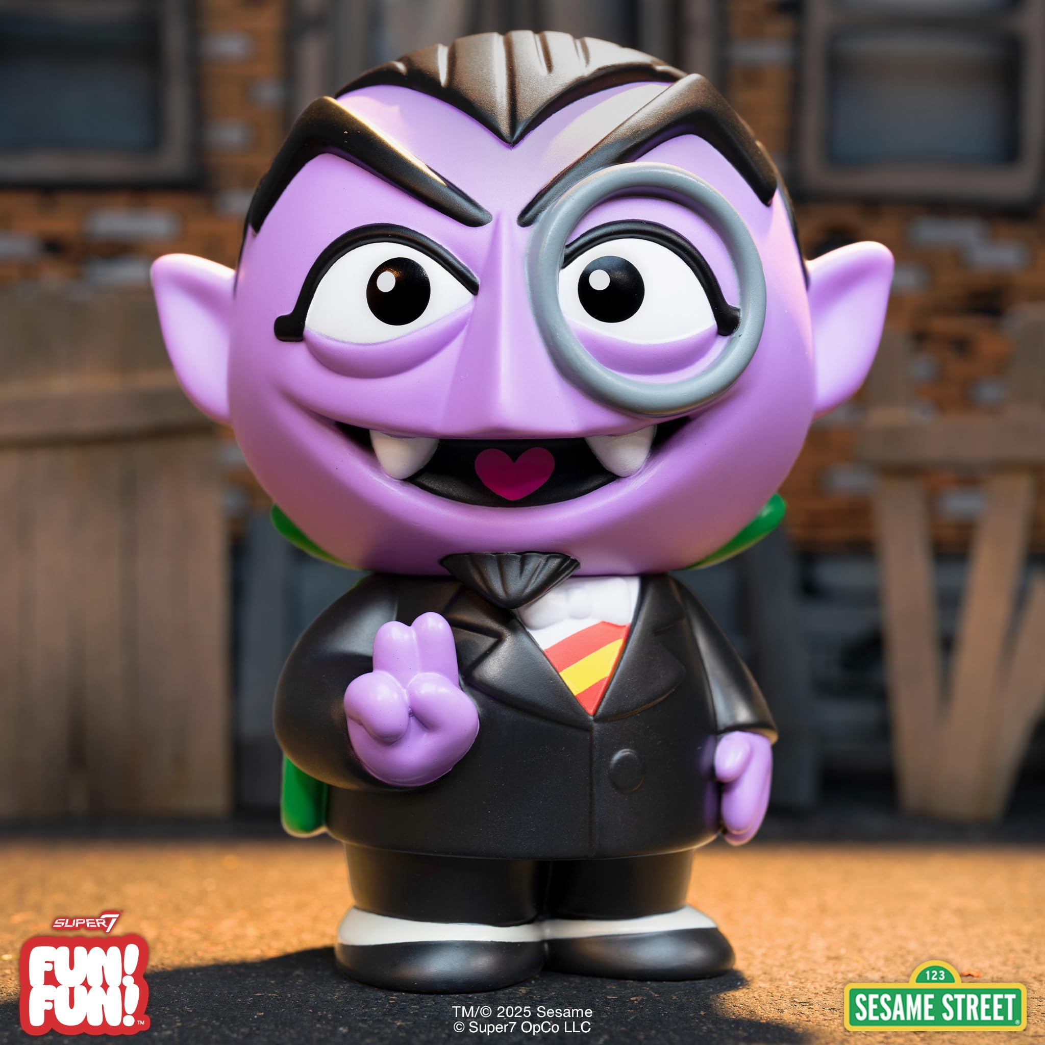 Sesame Street Fun! Fun! Wave 01 - Count VON Count : Amazon.ca